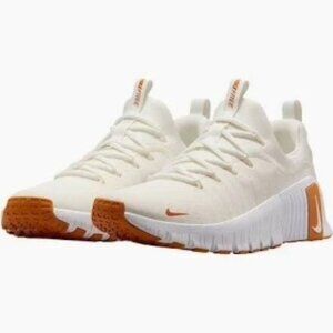 NEW IN BOX Nike Women's Free Metcon Training Shoes Size 8.5 Sail/White